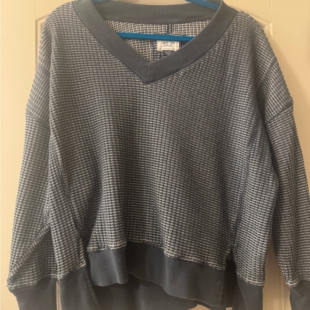 AE Big Hug V-Neck Waffle Sweatshirt